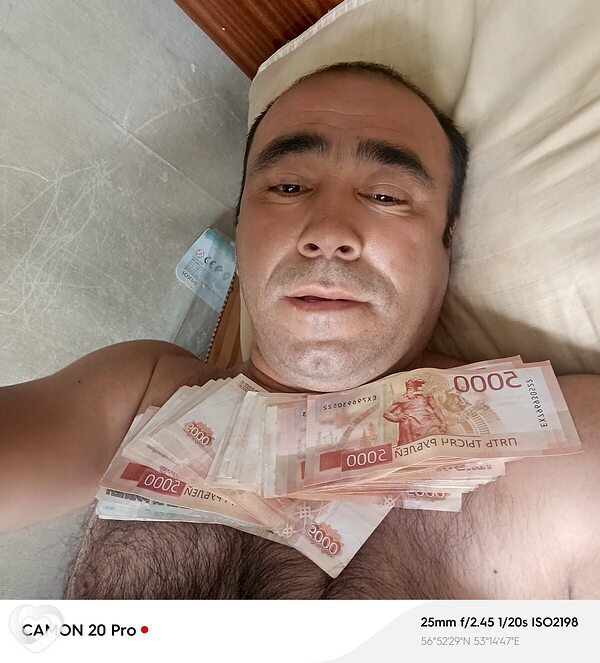 Фото анкеты Илхомбек