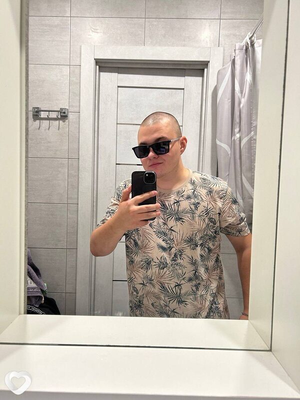 Фото анкеты Денис
