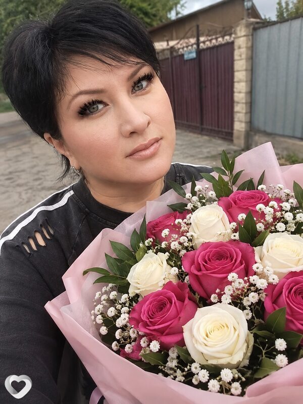 Фото анкеты Lora