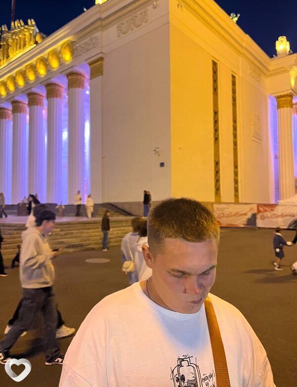 Фото анкеты Денис