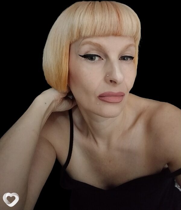 Фото анкеты Nora