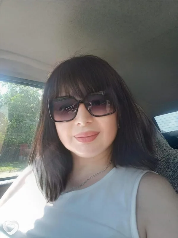 Фото анкеты Ri
