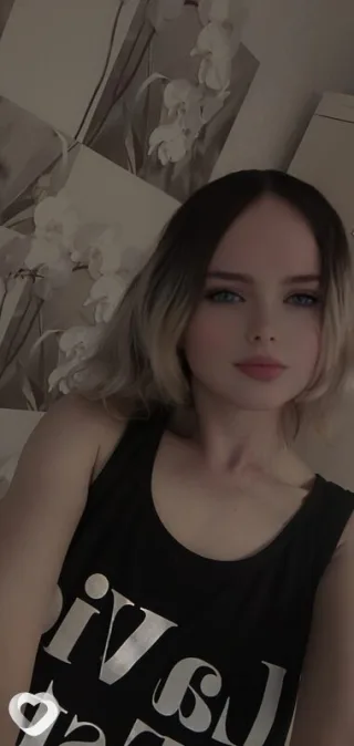 Фото анкеты Малая
